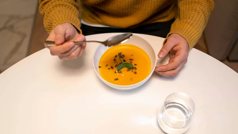 Alimentação de Filhotes: Essencial para o Crescimento